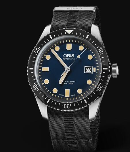 Oris Divers Sixty Five 42mm 01 733 7720 4055-07 5 21 26FC Replica Watch